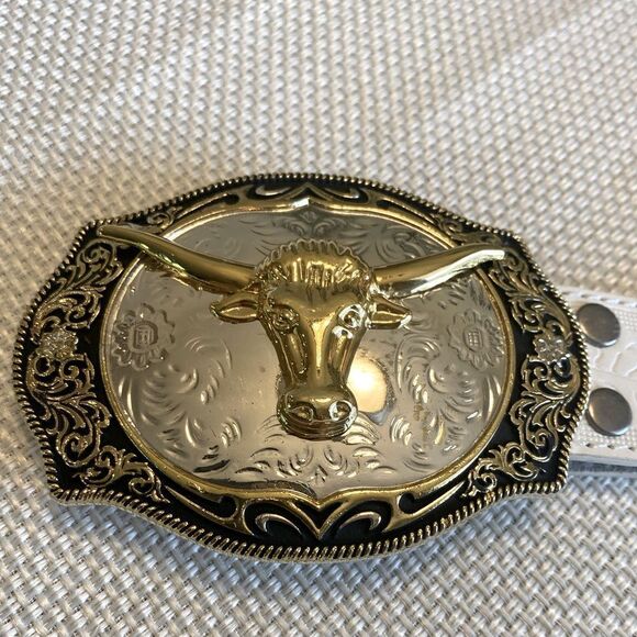 Huge longhorn cow steer belt buckle with white tooled belt BC Belts size small